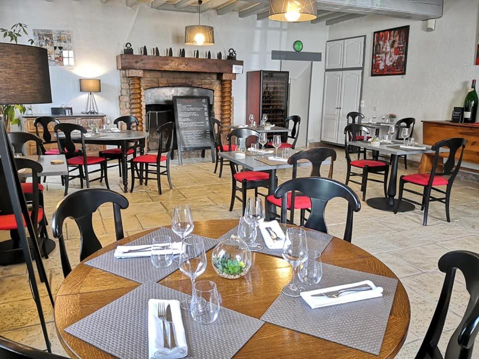 Hostellerie Du Val D'Or Mercurey Bagian luar foto